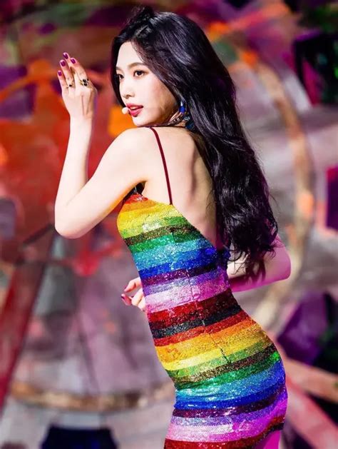 foto seksi artis korea|Bikin Panas Dingin, Ini 8 Artis Korea yang Punya。